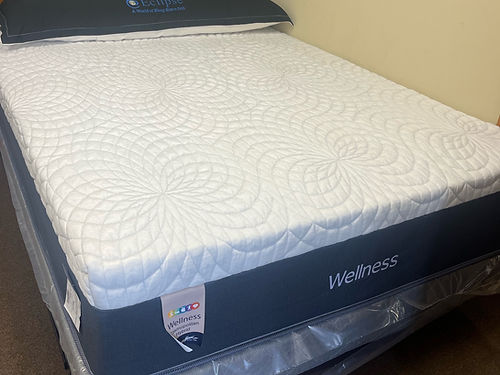 Angle View Wellness Cosmopolitan Hybrid Mattress by Eastman House